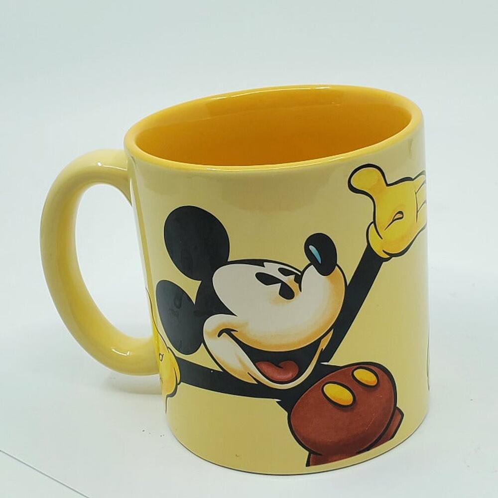 Disney Store Mickey Mouse Large Coffee Mug Tea cup. Pre-owned, very good shape,